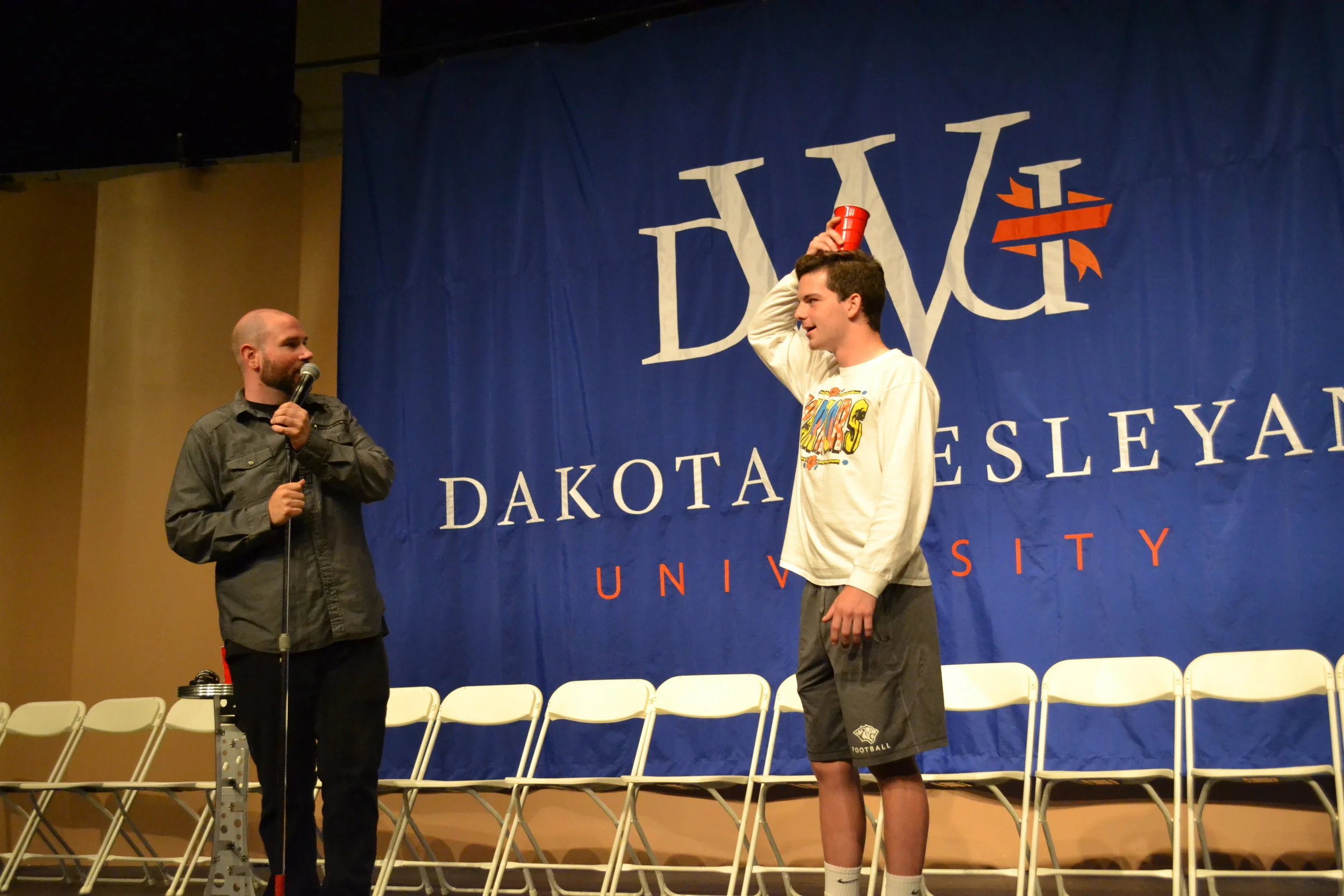 College hypnotist audience