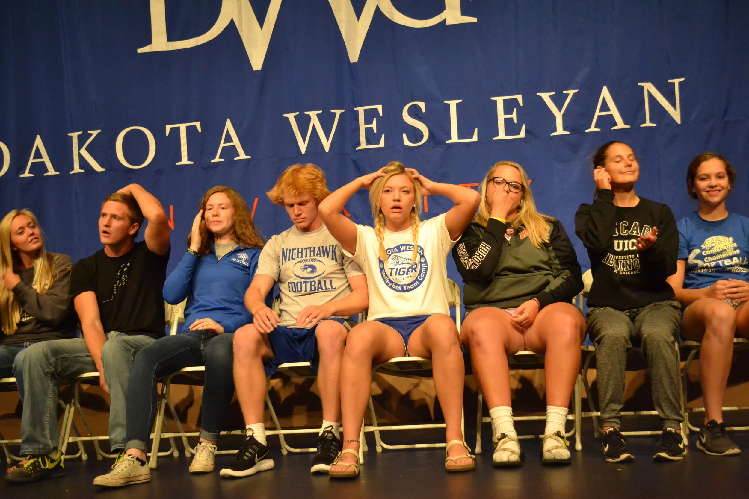 College hypnotist performance